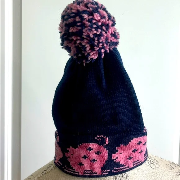 NWOT Stowe Woolens Ltd navy blue beanie hat with pink pigs, blue & pink pom-pom - Picture 2 of 12